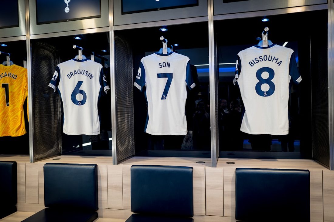 星空体彩 APP 数据看板示意